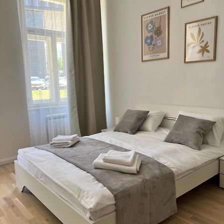 The Best Apartments Прага Екстериор снимка